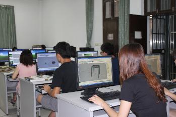 数字美术工作室一角 数字美术工作室一角